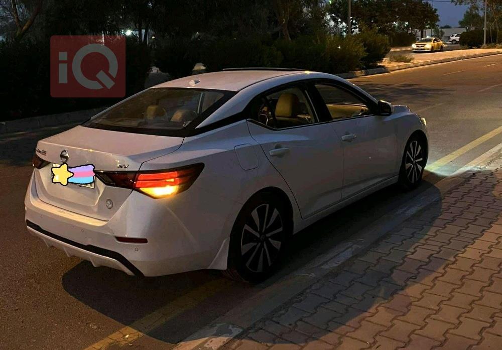 نيسان سنترا